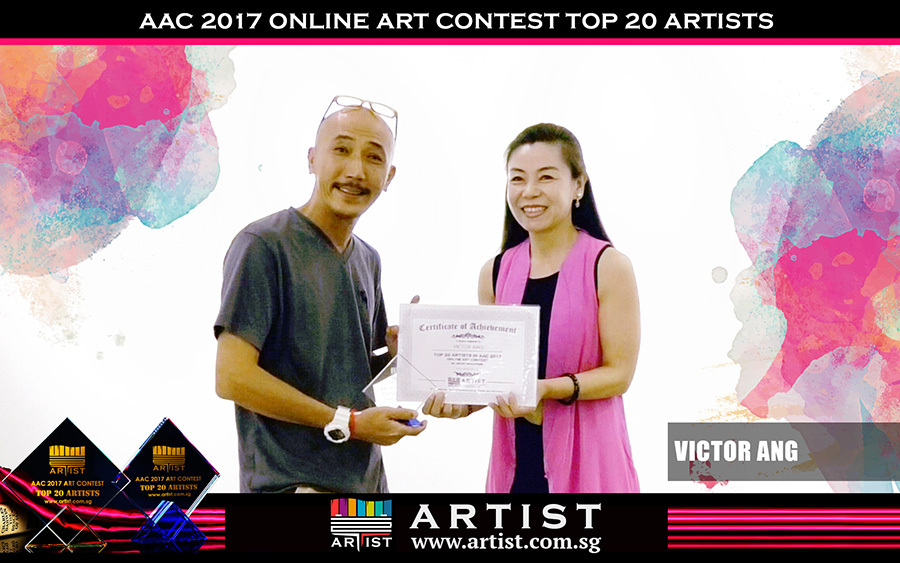  Chief Editor of Artist Singapore Zou Lu present the awards to the Top 20 contest winners