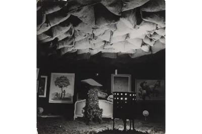 Roger Schall, Untitled (International Surrealist Exhibition, Paris, 1938), 1938